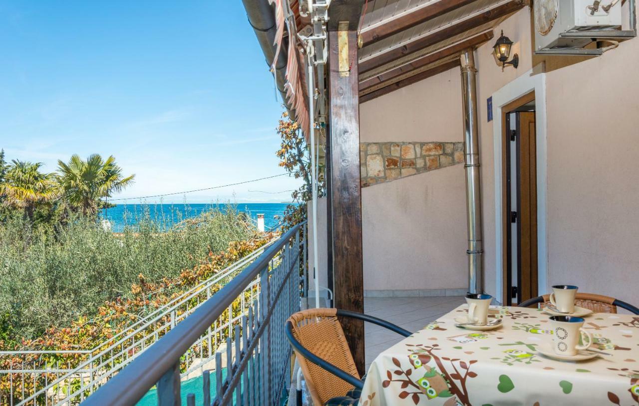Apartment Valerio Новиград Екстериор снимка